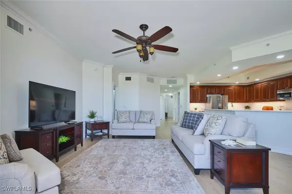 Fort Myers, FL 33907,14300 Riva Del Lago DR #805