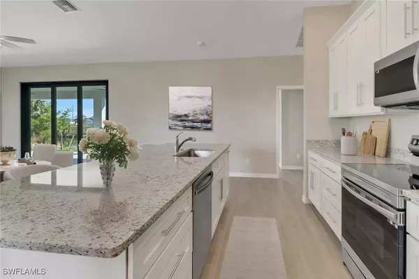 Cape Coral, FL 33909,422 NE 25th TER