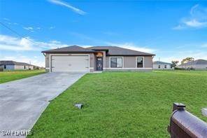 1725 NW 11th CT, Cape Coral, FL 33993