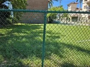 Fort Myers, FL 33901,2002 Bayside Pkwy