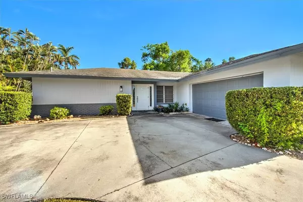 Fort Myers, FL 33919,5661 Eichen CIR E