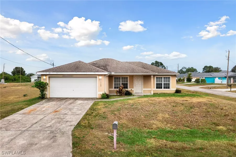 1509 Sara AVE S, Lehigh Acres, FL 33976