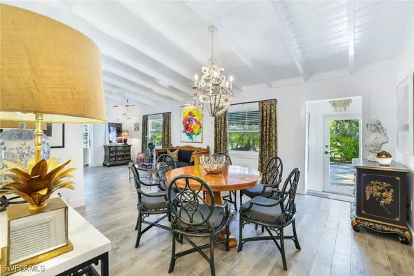 2301 Palm ST,  Naples,  FL 34112