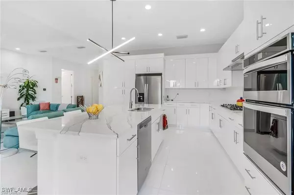 Naples, FL 34114,8944 Saint Lucia DR #101
