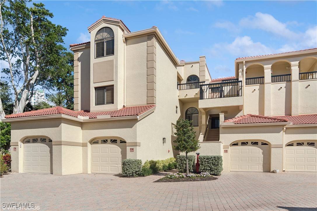 7048 S Pelican Bay BLVD #C-105, Naples, FL 34108