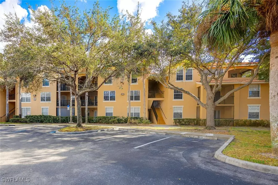 8635 River Homes LN #2205, Bonita Springs, FL 34135