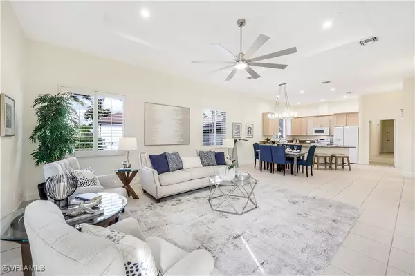 Naples, FL 34108,11020 Vanderbilt DR