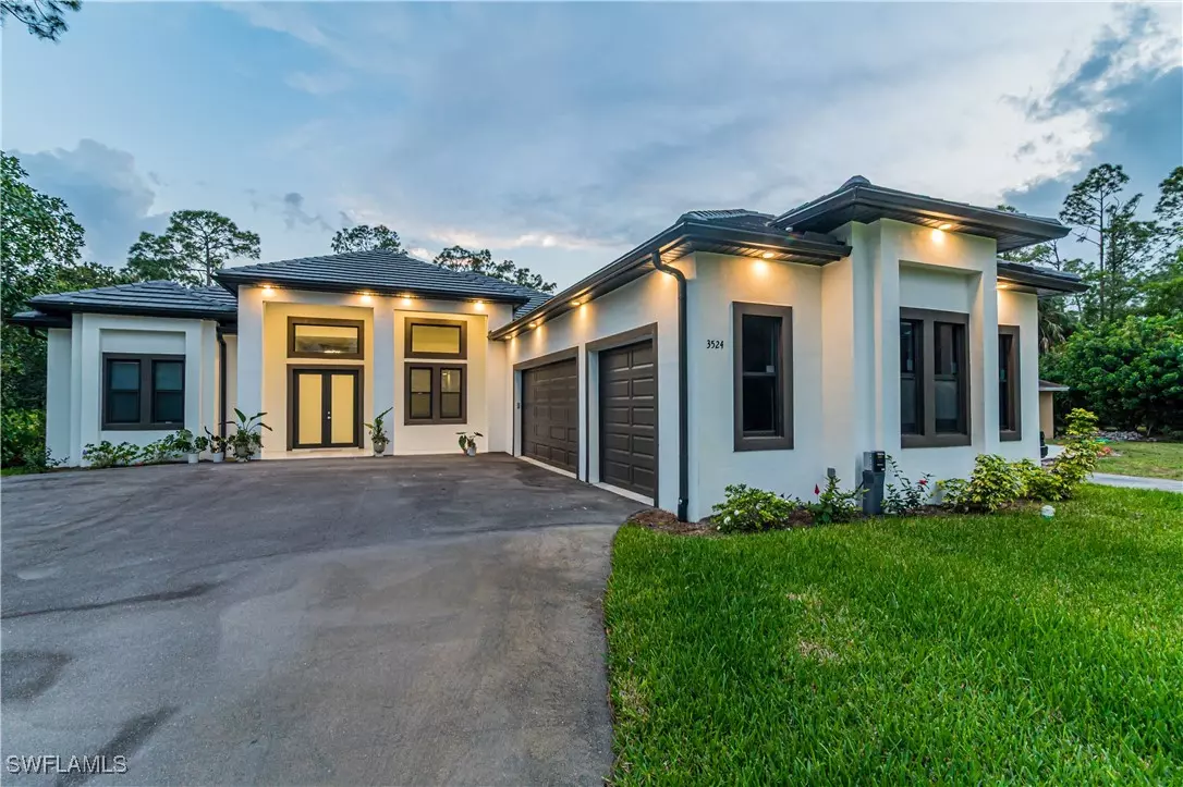 Naples, FL 34117,3524 29th AVE SW