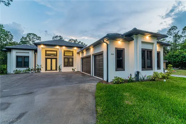 3524 29th AVE SW, Naples, FL 34117
