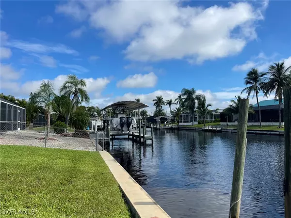 Cape Coral, FL 33904,3507 SE 18th PL