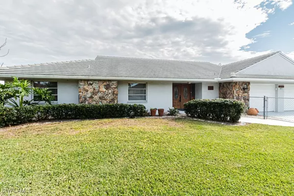 North Fort Myers, FL 33917,1818 Cherie LN