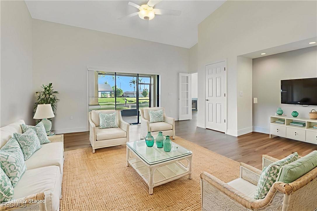 2110 SE 10th TER, Cape Coral, FL 33990