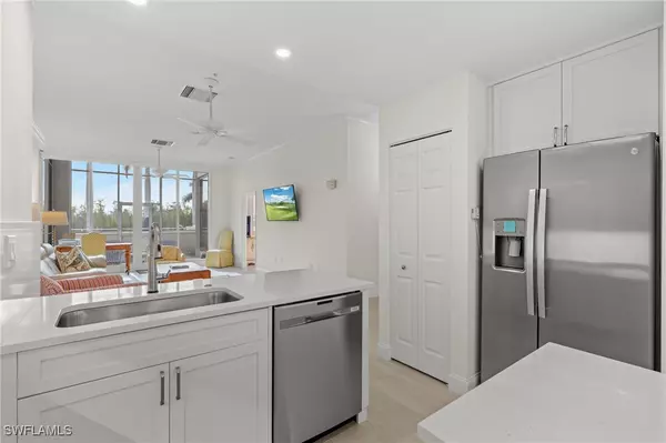 Naples, FL 34108,6849 Grenadier BLVD #104