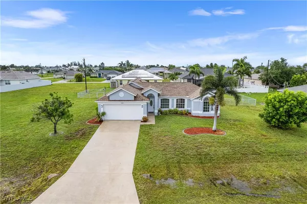 1715 NE 2nd AVE, Cape Coral, FL 33909