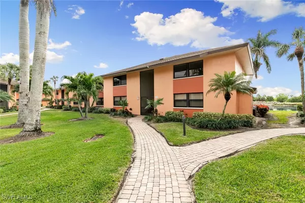 Naples, FL 34114,1532 Mainsail DR #3