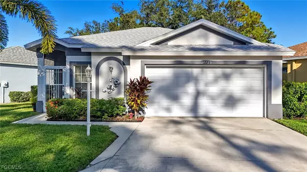 10725 Blue Bimini CIR, Estero, FL 33928
