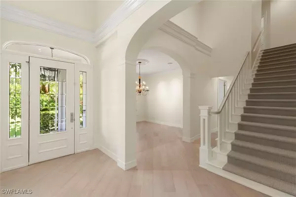 Naples, FL 34108,8723 La Palma LN