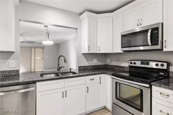 1707 Golf Club DR #5,  North Fort Myers,  FL 33903