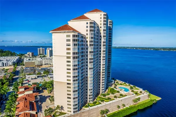 Fort Myers, FL 33901,2104 W 1st ST #3204