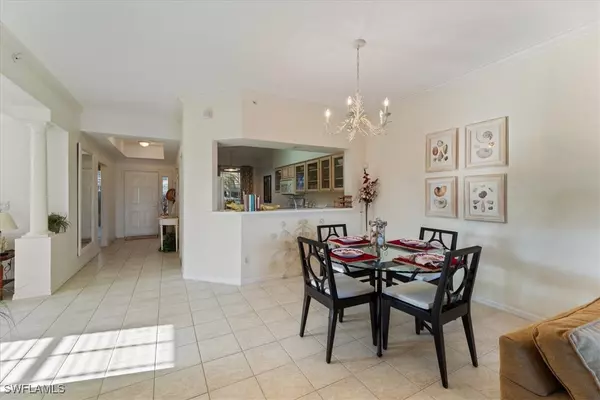 Naples, FL 34109,2275 Harmony LN #104