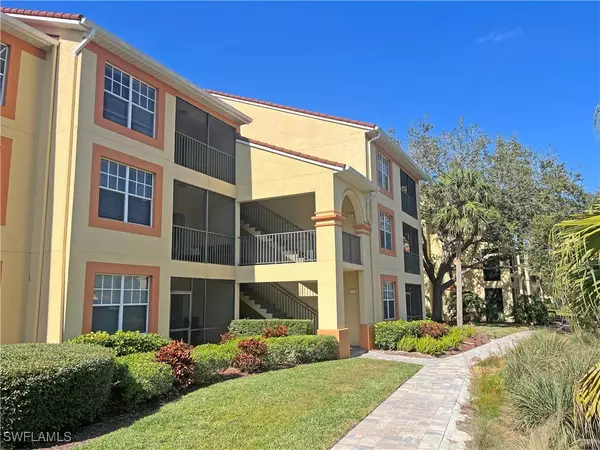 7915 Preserve CIR #236, Naples, FL 34119