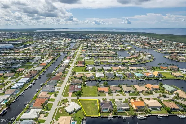 Punta Gorda, FL 33950,2510 Rio Lisbo CT