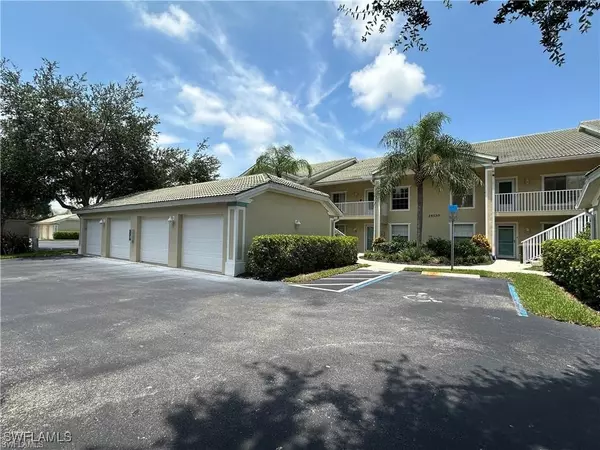 Bonita Springs, FL 34135,25730 Lake Amelia WAY #202