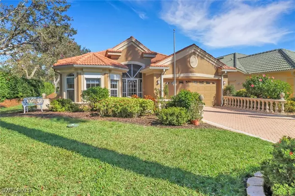 9085 Troon Lakes DR, Naples, FL 34109