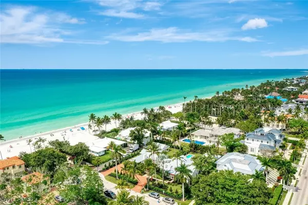 Naples, FL 34102,67 8th AVE S