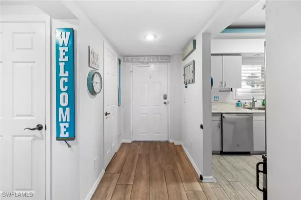 Fort Myers Beach, FL 33931,4341 Bay Beach LN #142