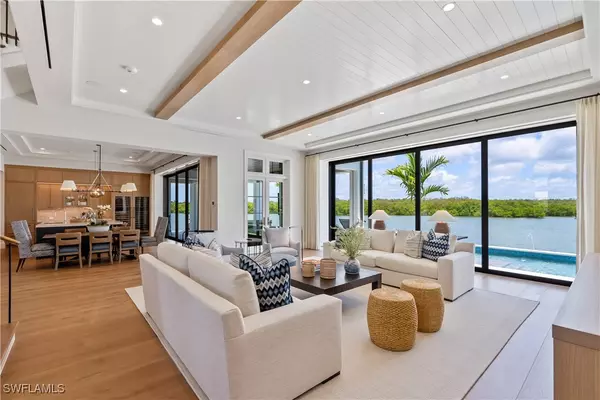 Naples, FL 34102,2375 Snook DR