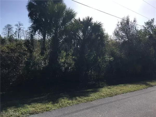 Naples, FL 34120,660 16th ST NE