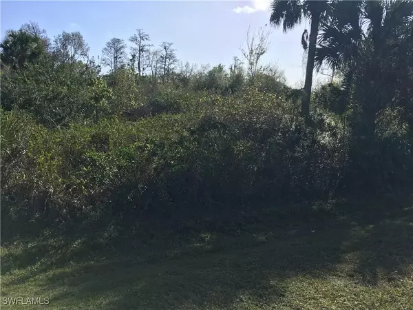 Naples, FL 34120,660 16th ST NE