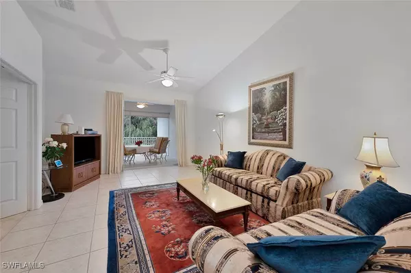 Naples, FL 34109,2155 Cay Lagoon DR #424