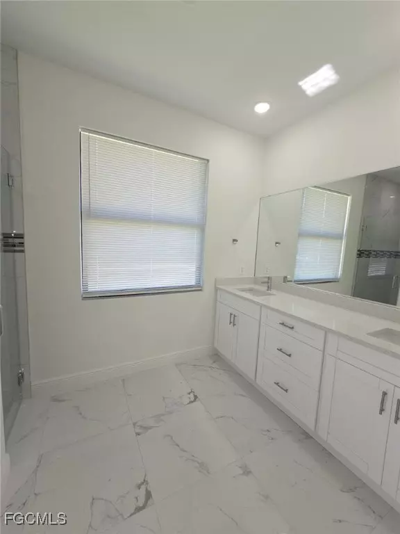 Lehigh Acres, FL 33972,516 Dayton AVE