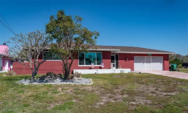 1227 Everest Pkwy, Cape Coral, FL 33904