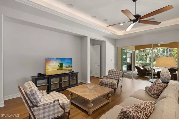 Naples, FL 34110,372 Cypress WAY W