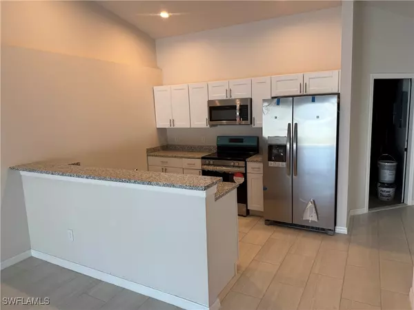 Cape Coral, FL 33909,1919/1921 NE 6th ST