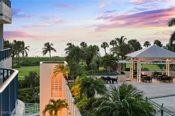 4451 Gulf Shore BLVD N #406, Naples, FL 34103