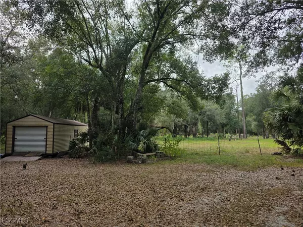 Arcadia, FL 34266,1281 NE River Rock DR