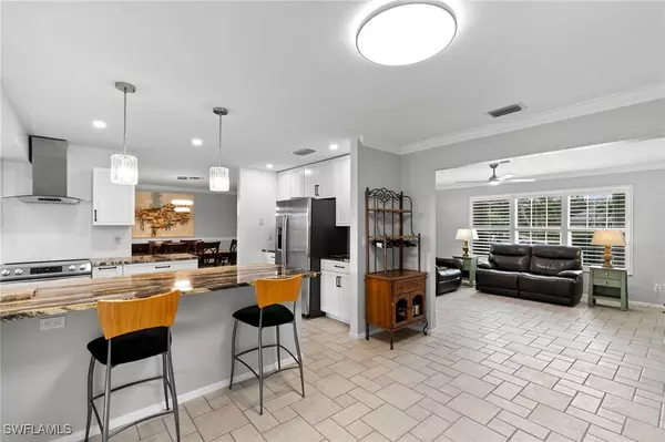 Naples, FL 34112,241 Dent DR