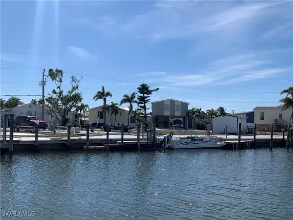 St James City, FL 33956,3872 Blueberry LN