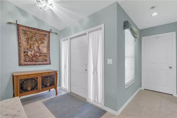 Estero, FL 33928,20090 Golden Panther DR #4