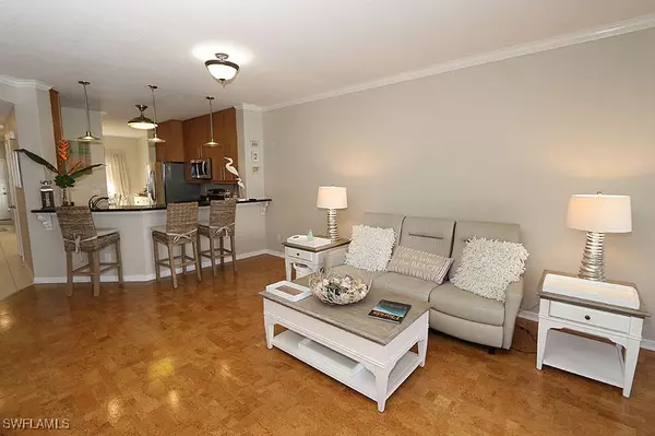 Naples, FL 34108,XXXX Barrington CIR #102