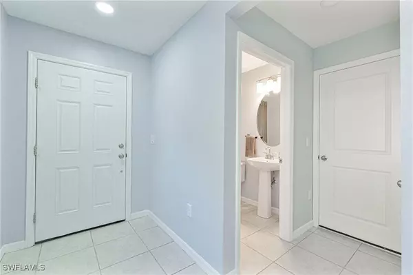 North Fort Myers, FL 33917,6340 Brant Bay BLVD #106