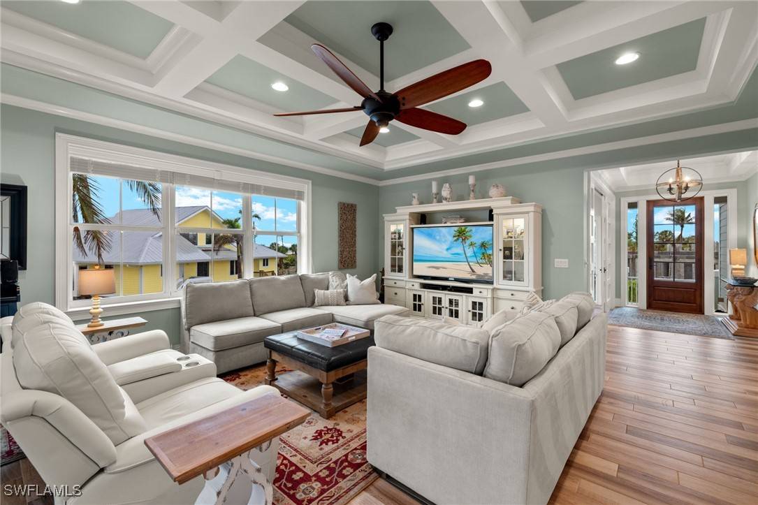 Sanibel, FL 33957,1114 Seagrape LN