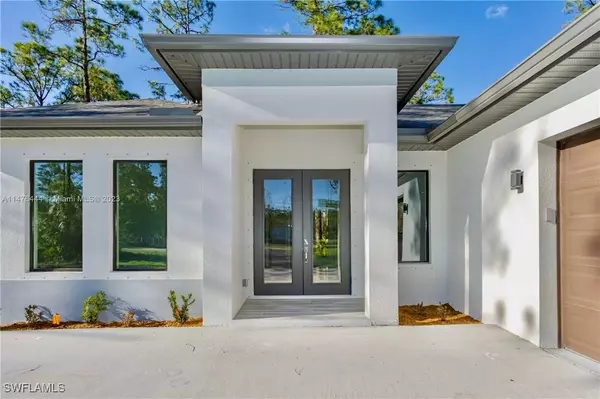 Naples, FL 34120,4091 56th AVE NE