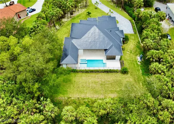 Naples, FL 34120,740 13th ST NW