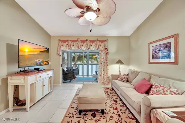 Naples, FL 34119,6496 Huntington Lakes CIR #201