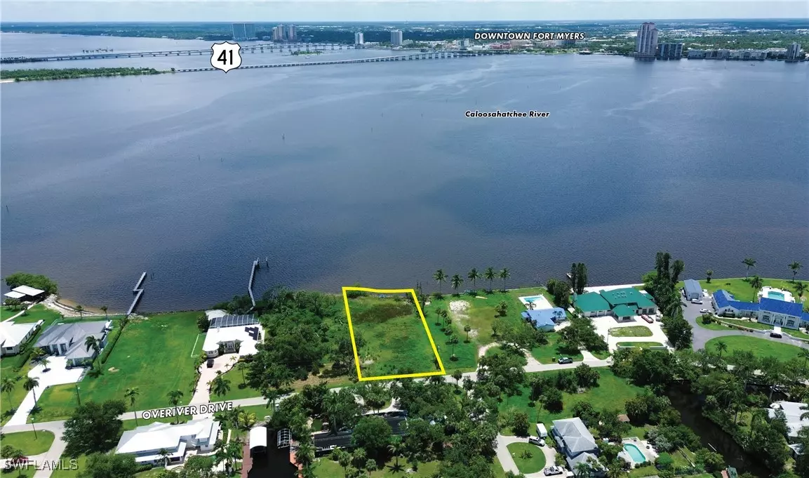North Fort Myers, FL 33903,740 Overiver DR